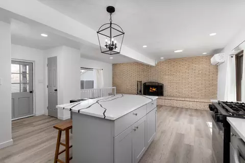 1614 W Alameda St, Santa Fe, NM 87501