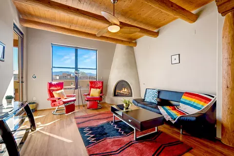 1405 Vegas Verdes Dr #231, Santa Fe, NM 87507