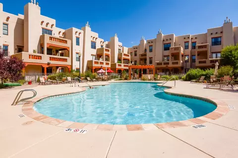 1405 Vegas Verdes Dr #231, Santa Fe, NM 87507