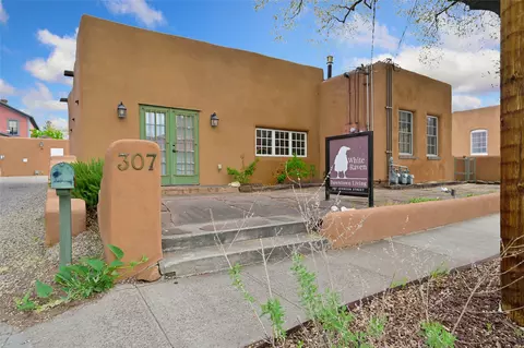 307 Johnson St, Santa Fe, NM 87501