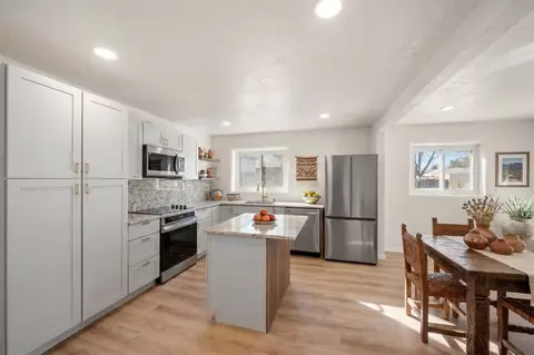1619 Brae St, Santa Fe, NM 87505