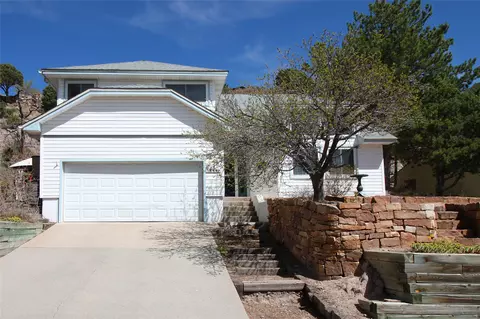 1346 Big Rock Loop, Los Alamos, NM 87544