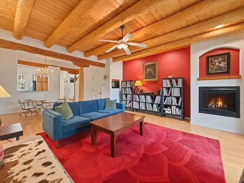 601 W San Mateo #200, Santa Fe, NM 87505