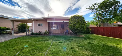 2941 Adams St NE, Albuquerque, NM 87110