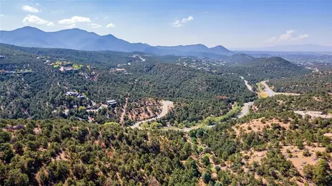 1200 Horsethief Cyn, Santa Fe, NM 87501