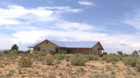 136 Calle Galisteo, Santa Fe, NM 87508