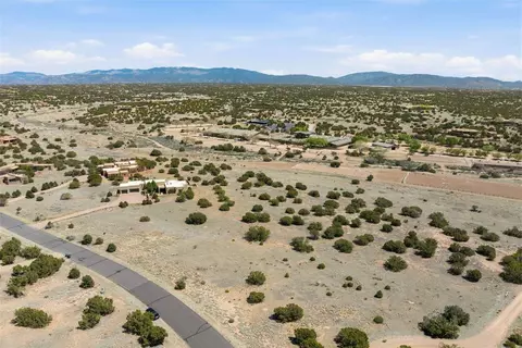 32 Calle Ventoso W #LOT 819, Santa Fe, NM 87506