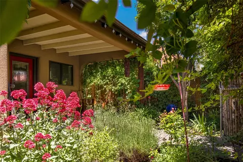 1003 Don Juan St, Santa Fe, NM 87501