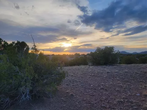218 Horny Toad Rd, Santa Fe, NM 87010