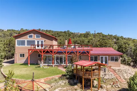 7670 Old Santa Fe Trl, Santa Fe, NM 87505