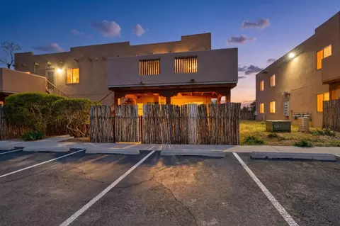 3300 Rufina #L-41, Santa Fe, NM 87507