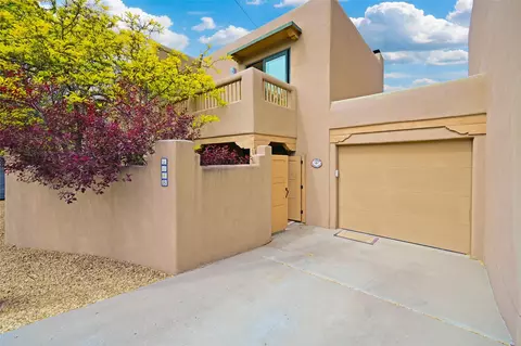 108 Monte Vista Pl #B, Santa Fe, NM 87501