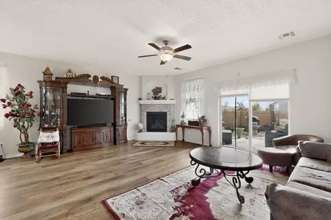2700 Rio Del Norte, Santa Fe, NM 87507
