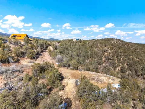 31 Bilotto Dr, Cedar Crest, NM 87008