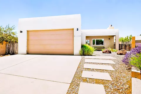 1522 Calle Redondo, Santa Fe, NM 87505