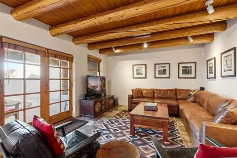 414 Camino Delora #2, Santa Fe, NM 87505