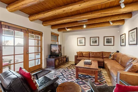 414 Camino Delora #2, Santa Fe, NM 87505