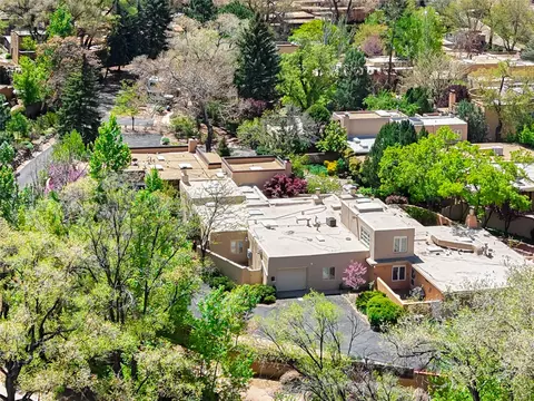 653 Canyon Rd #15, Santa Fe, NM 87501