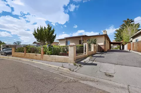727 Columbia St, Santa Fe, NM 87505