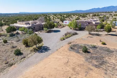 82 Cielo De Oro, Santa Fe, NM 87508