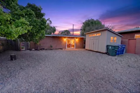1564 Navajo Dr, Santa Fe, NM 87505