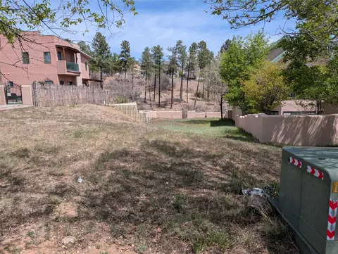 4090 Alabama, Los Alamos, NM 87544