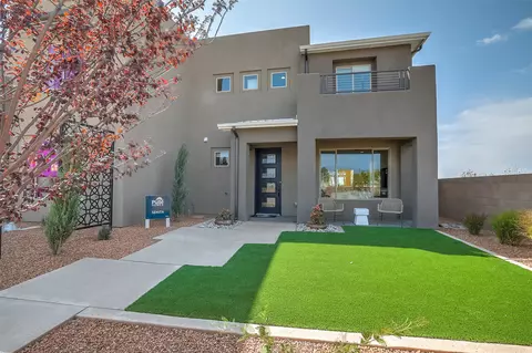 4628 Rail Runner Rd, Santa Fe, NM 87507