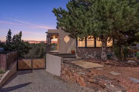 2833 Pueblo Bonito, Santa Fe, NM 87507