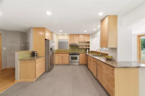 32 Wilowa Ln, Santa Fe, NM 87505