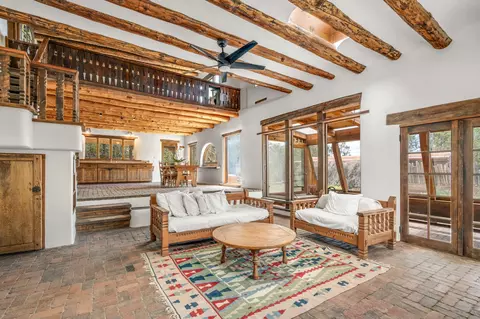 99 Canada Village Rd, Santa Fe, NM 87505