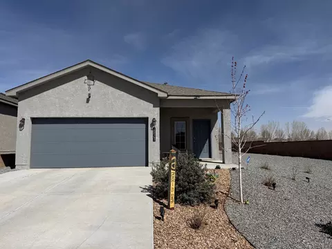10543 Valedon Ln SW, Albuquerque, NM 87121