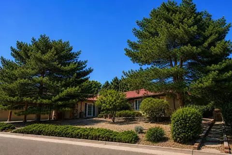 1897 Candela St, Santa Fe, NM 87505