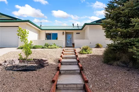 2211 Portavela St, Santa Fe, NM 87505