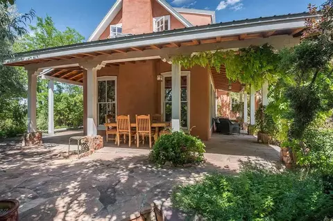 30 Estrellas De Tano, Santa Fe, NM 87506