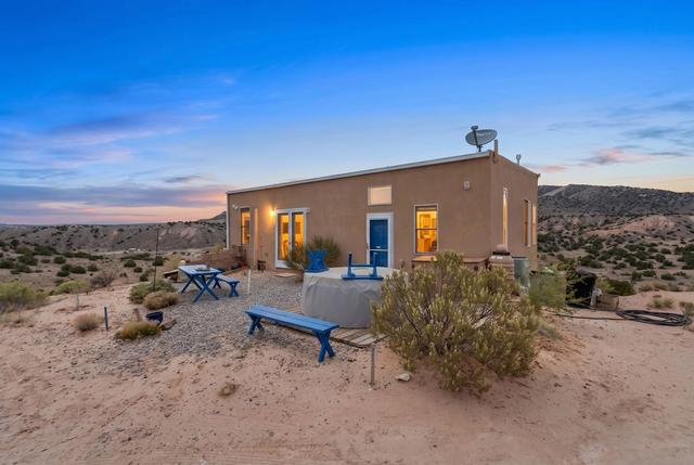 215 State Road 554, Abiquiu, NM 87510