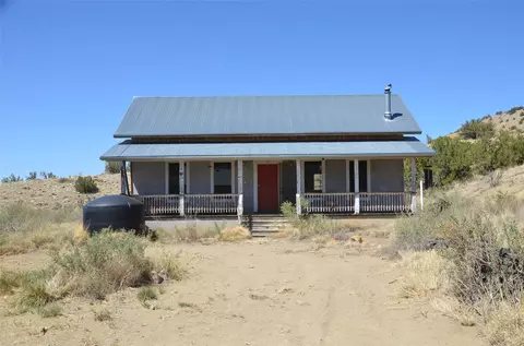 147 Old Windmill Trl, Madrid, NM 87010