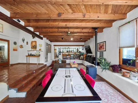 2433 Avenida De Las Estrellas, Santa Fe, NM 87507