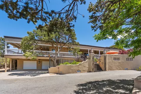 1801 1801a Calle De Sebastian, Santa Fe, NM 87505