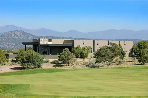 27 Valverde Ln, Santa Fe, NM 87506