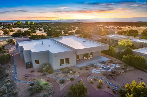 14 Plano Arbolito, Santa Fe, NM 87506