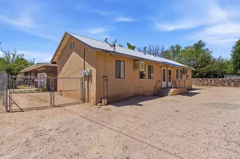 605 Chamisa W, Espanola, NM 87532