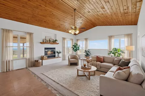 201 San Marcos Loop, Santa Fe, NM 87508