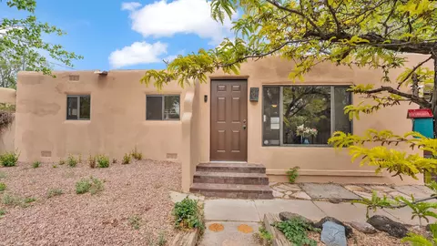 103 Spruce, Santa Fe, NM 87501