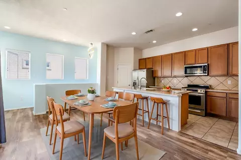 4354 San Benito St #C, Santa Fe, NM 87507