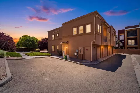 4354 San Benito St #C, Santa Fe, NM 87507