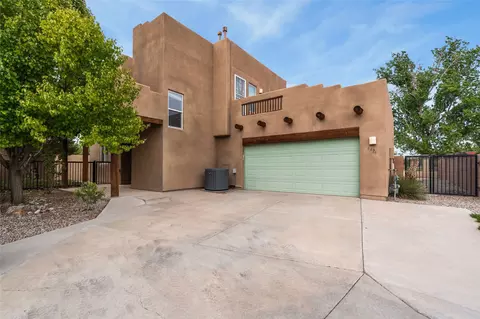 6474 Paseo Del Sol W, Santa Fe, NM 87507