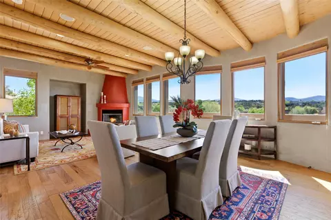 1730 Ridge Pointe Loop, Santa Fe, NM 87506