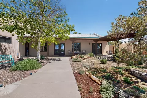 10 Blue Mesa Rd, Santa Fe, NM 87508