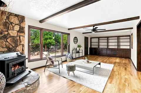 686 Old Las Vegas #B, Santa Fe, NM 87505