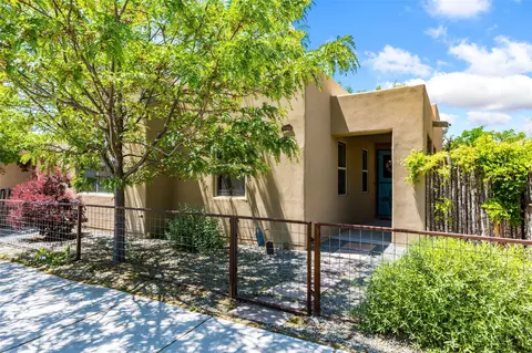 1124 Harrison Rd, Santa Fe, NM 87507